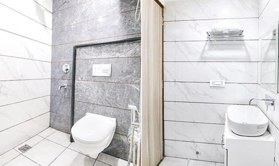 Hotel Welcome Residency Zirakpur Exterior photo